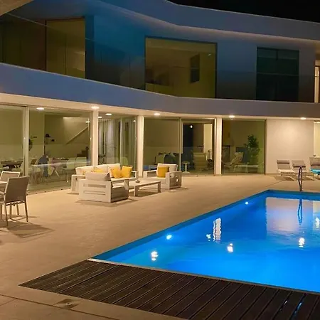 Villa Ocean View Architectural Modern Burgau