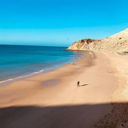 Willa Ocean View Architectural Modern *