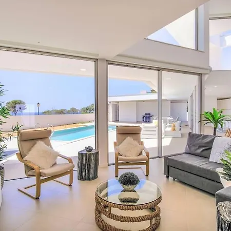 Villa Ocean View Architectural Modern