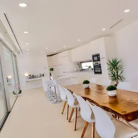 Villa Ocean View Architectural Modern *