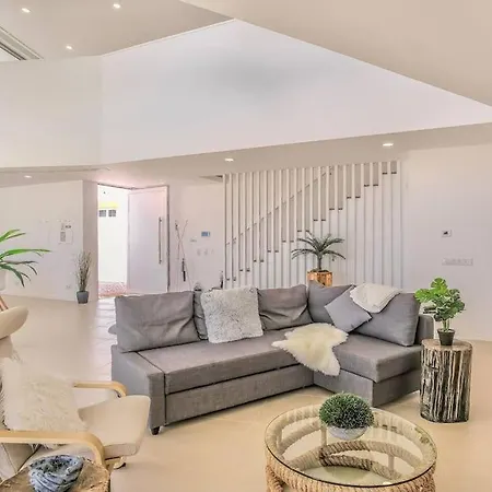 别墅 Ocean View Architectural Modern 布尔高
